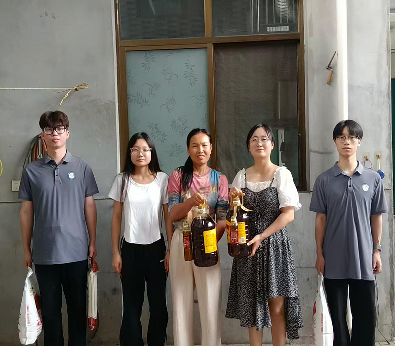 【精准资助基层行】精准资助暖人心，走访关怀促成长